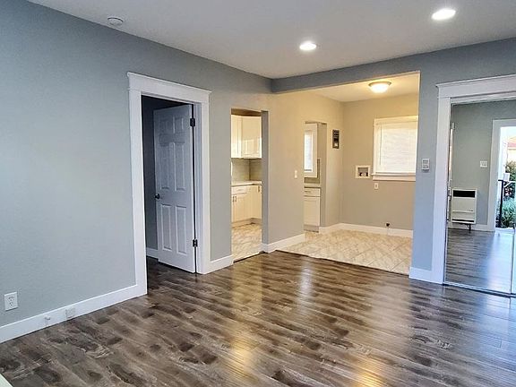 3rd image of 602 Euclid Ave #3008-1/2