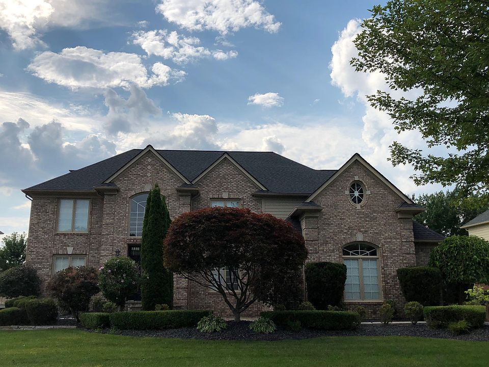 1st image of 54359 Birchfield Dr E