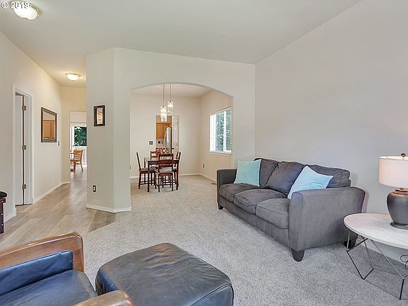 4th image of 7242 NE Shaleen St