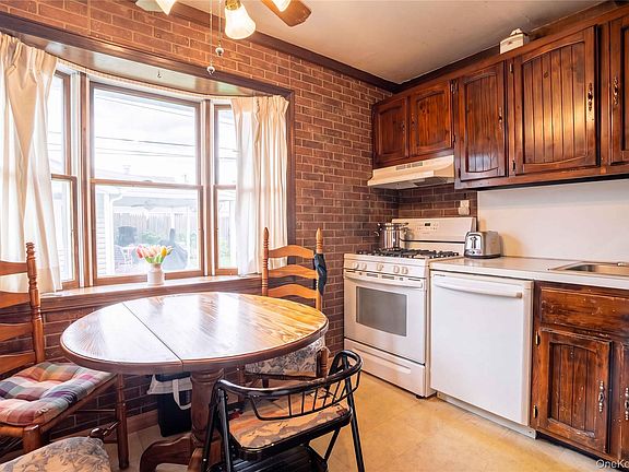 5th image of 124 Wilfred Boulevard