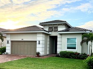 8911 SW Breve Way, Port Saint Lucie, FL 34987