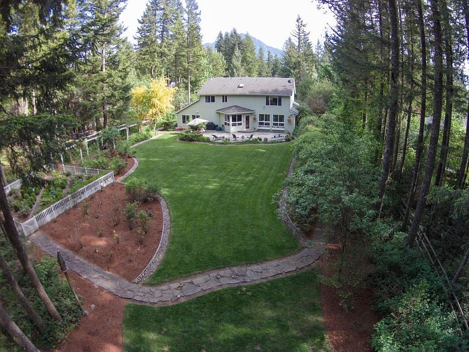 2nd image of 46300 SE 137th St