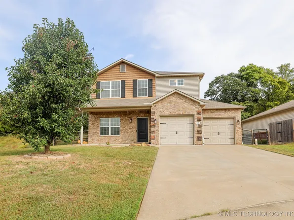 1401 Panther Ln, Sapulpa, OK 74066