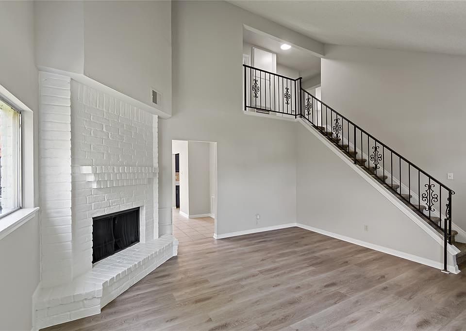 1st image of 8610 Valley Ledge Dr