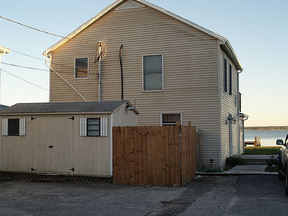 Driveway and Private Shed