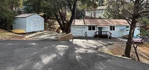 20404 Deerhaven Dr Photo 1