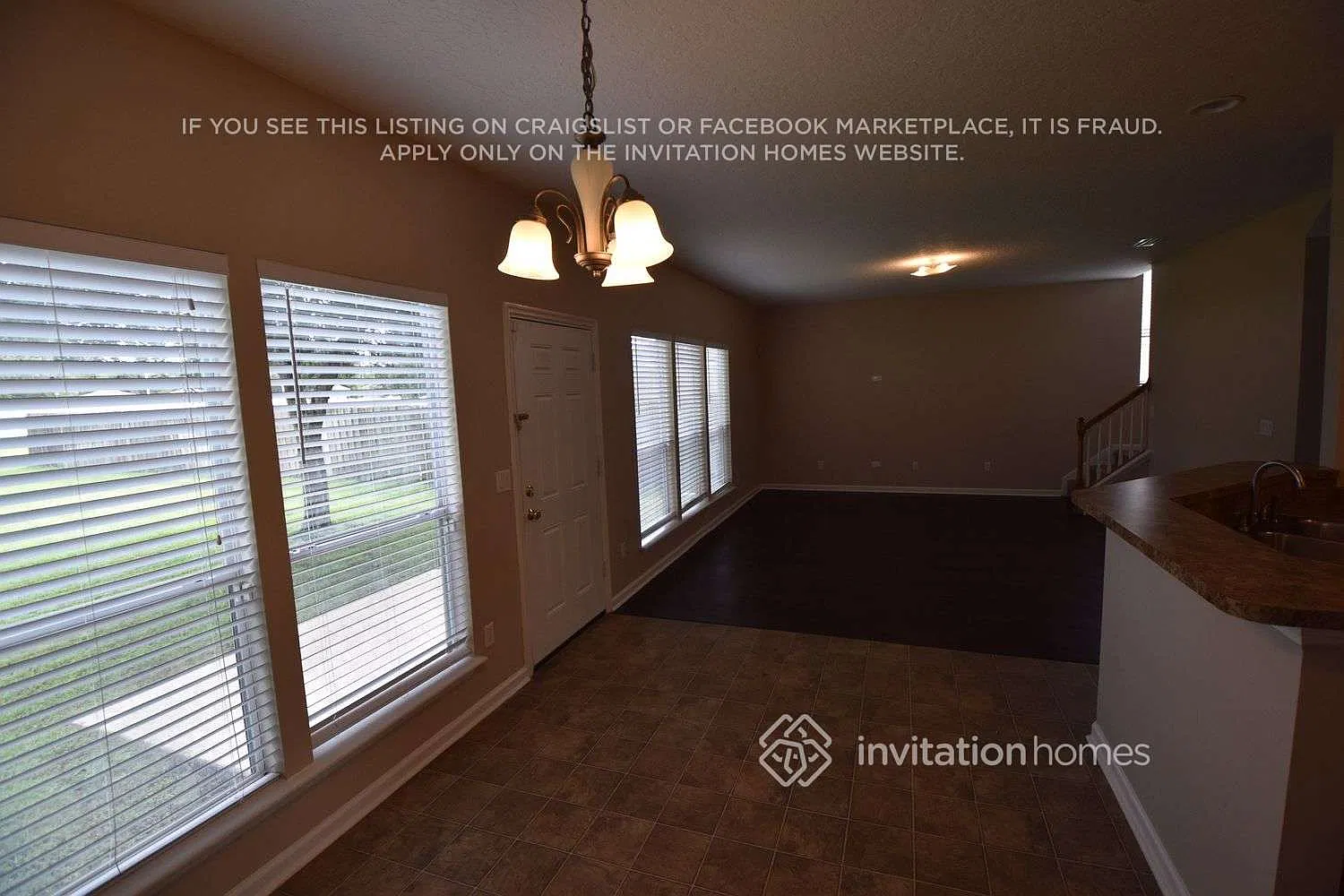 9245 Sharnbrook Ln Jacksonville, FL 32244 — Photo 2