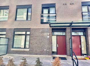 4070 Parkside Village Dr W #TOWNHOUSE 3, Mississauga, ON L5B 0K2