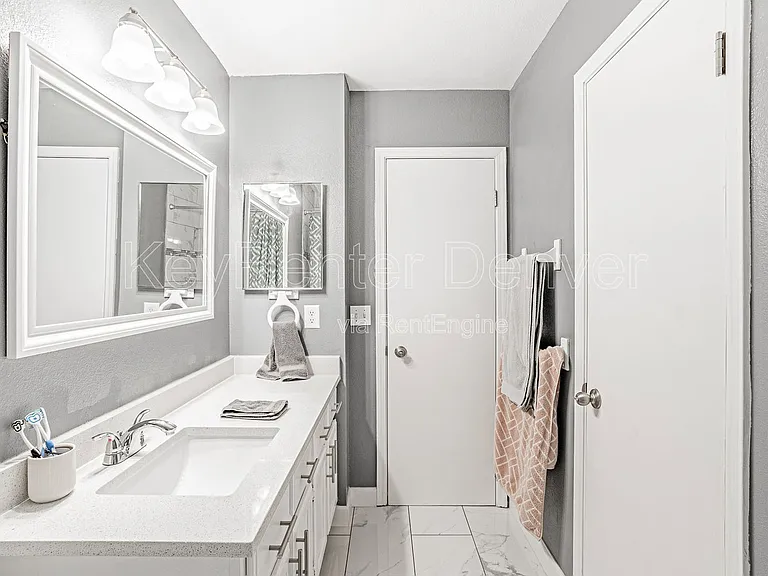 18747 E Carmel Cir — Photo 5
