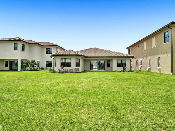 20220823001124446052000000-o