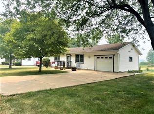 311 N 2nd St, Tonica, IL 61370