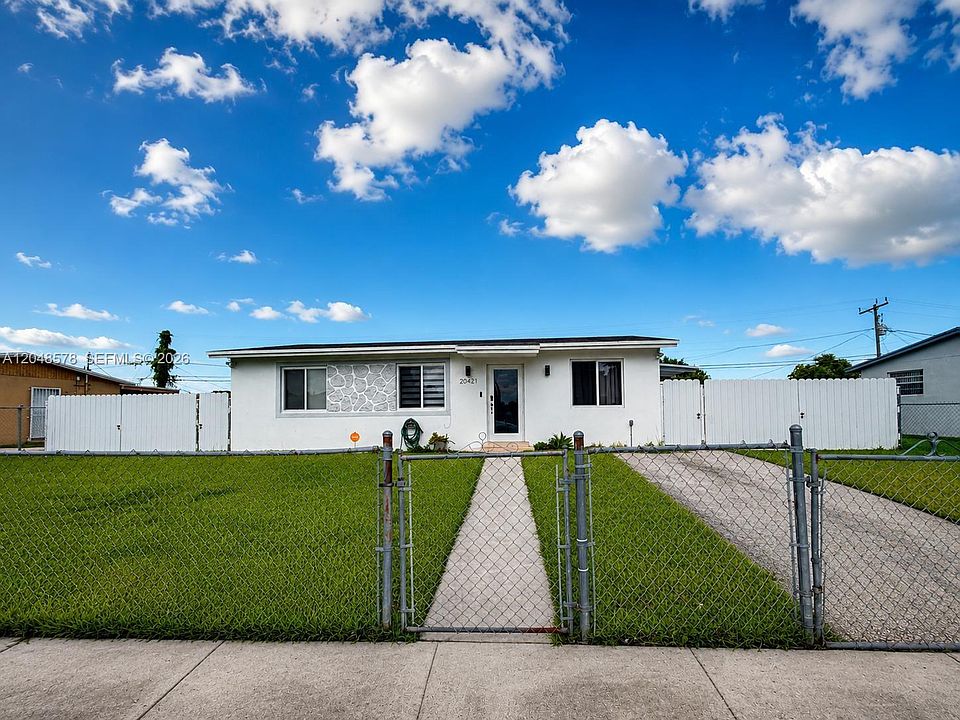 1st image of 20421 SW 118th Ave