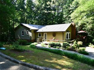 5764 Erect Rd, Ramseur, NC 27316