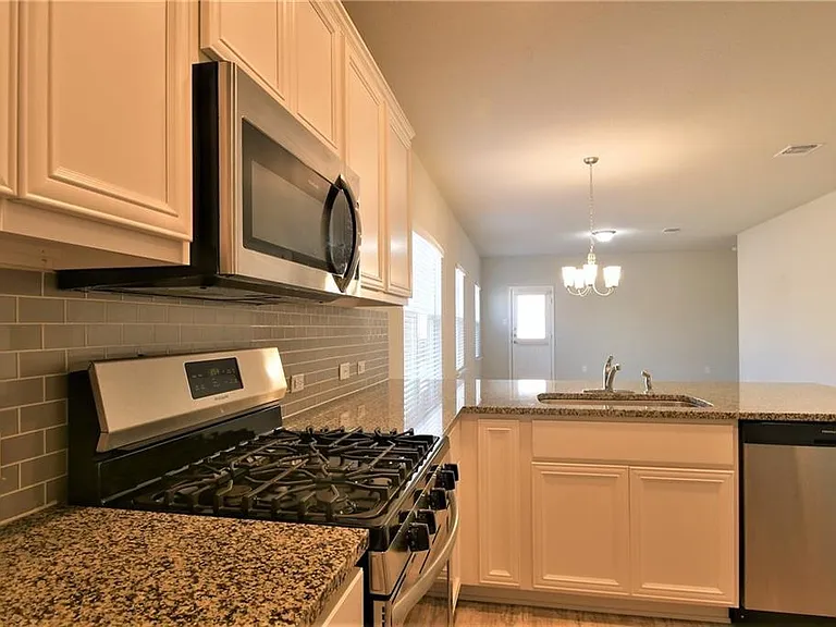 2812 Bridekirk Dr — Photo 7