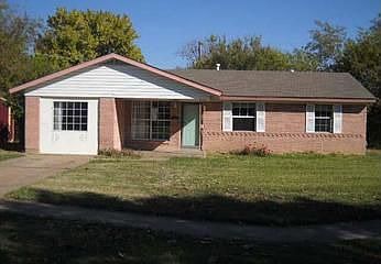 1st image of 706 Bradley Cir