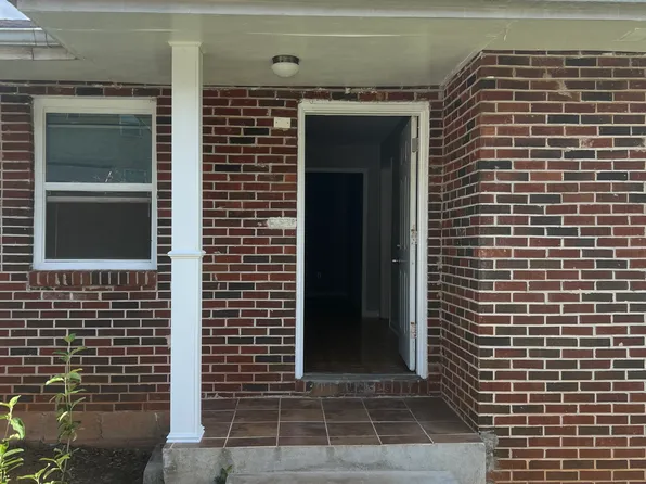 305 W Oak St, Lawrenceville, GA