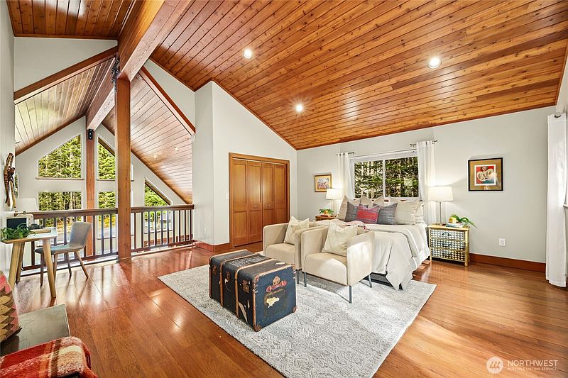5th image of 91 Mountain Home Rd