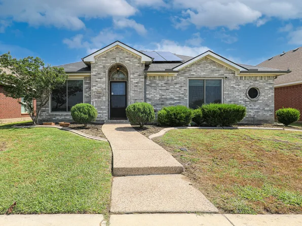 5600 Worley Dr, The Colony, TX 75056