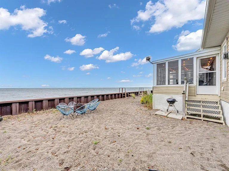 1006 Point Pelee Dr — Photo 24