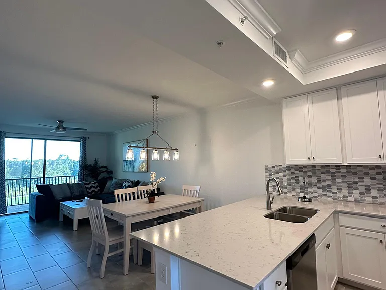 18028 Gawthrop Dr #305 — Photo 9