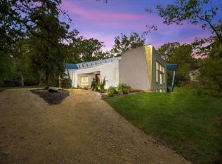 21846 N Hickory Hill Dr, Kildeer, IL 60047