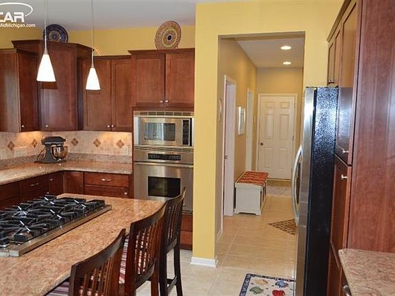 3rd image of 2258 Village Woods Dr