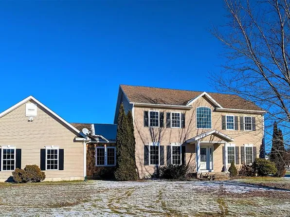 6 Shane Ave, Morrisonville, NY 12962