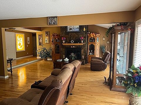 1st image of 66 Lake Ln