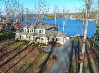 568 Ark Ave, Bumpass, VA