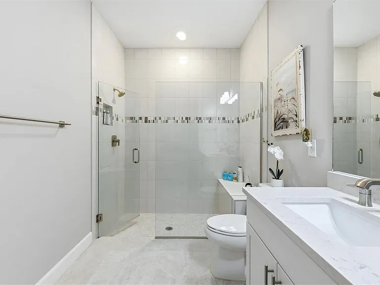 25029 Pearl Lake Cir — Photo 28