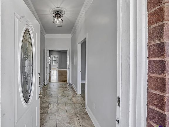 5th image of 706 Orr Rd