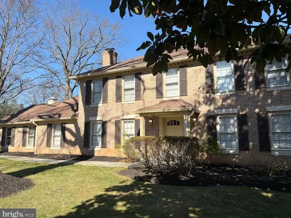 15101 Carrolton Rd, Rockville, MD 20853