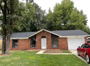 605 Westwood Dr SW, Decatur, AL 35601