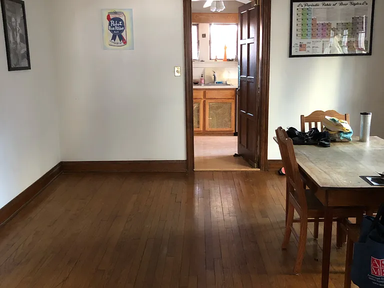 2226 Kendall Ave — Photo 46