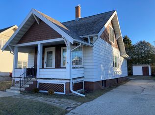 2005 Lincoln St, Two Rivers, WI 54241