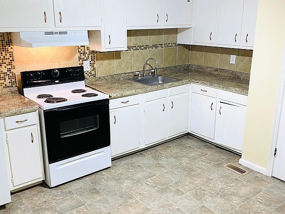 4th image of 8500 Glen Myrtle Ave