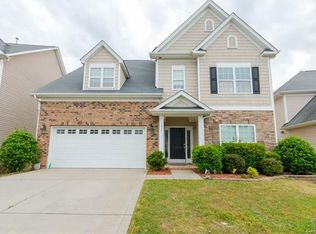 1037 Yellow Daisy Dr, Matthews, NC 28104