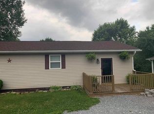 268 Dot St, Richlands, VA 24641
