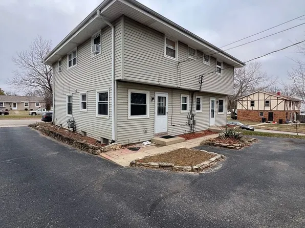 2018-2020 S Grand Ave. (Duplex), 2018-2020 S Grand Ave, Waukesha, WI 53189