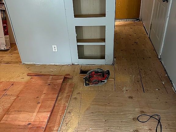 2nd image of 2126 3rd Ave NW Trailer 60