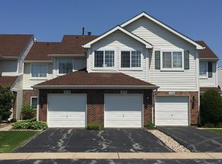 1034 Ripple Rdg, Darien, IL 60561