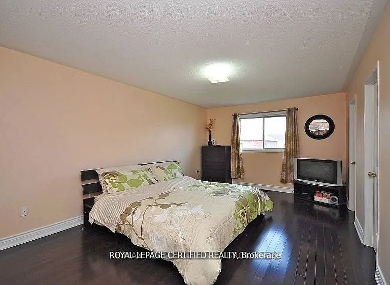 426 Orange Walk Cres — Photo 18