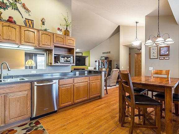 3rd image of 2602 Ashford Ave
