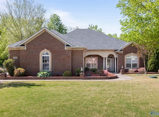 202 Waterbrook Ln, Harvest, AL 35749