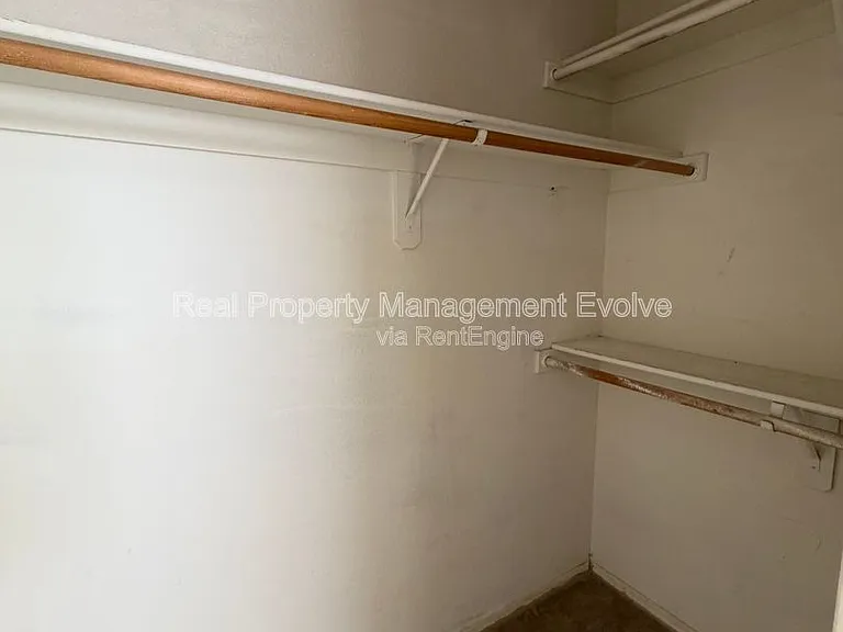 7816 N 54th Ln — Photo 25