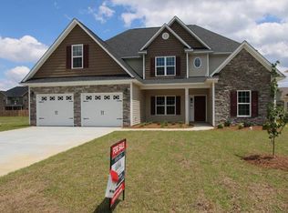 393 Royal Birkdale Dr, Raeford, NC 28376
