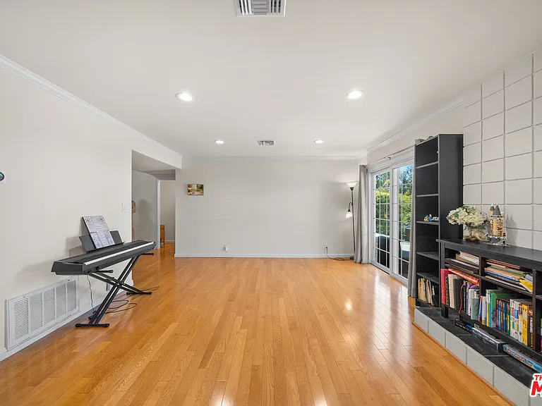3114 Henrietta Ave — Photo 14