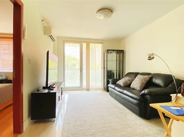 132-15 41st Avenue #5C, Flushing, NY 11355