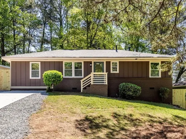 2752 Marco Dr NW, Atlanta, GA 30318