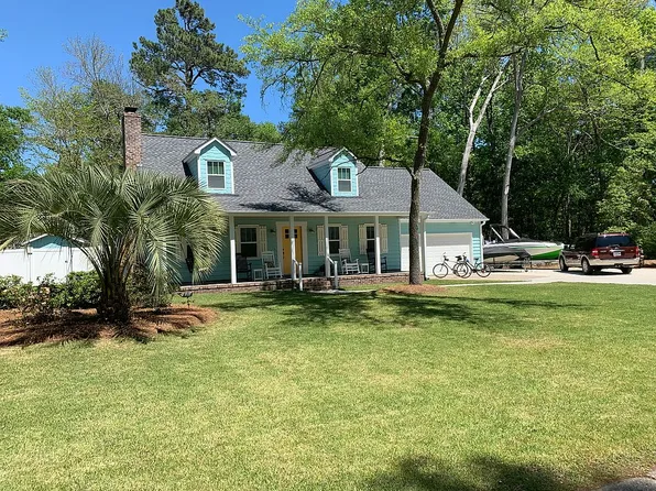 26 Gray Mans Loop, Pawleys Island, SC 29585